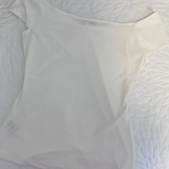 Dynamite Off Shoulder Top - Picture 3 of 3